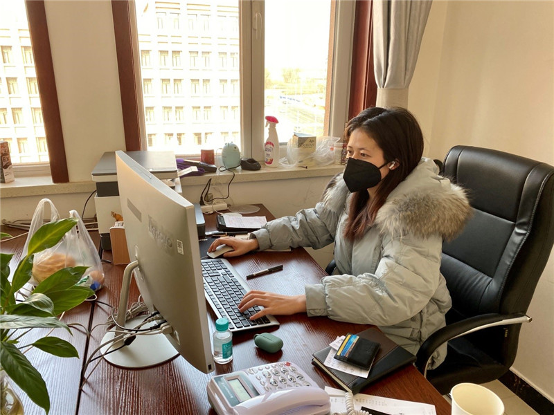 讓黨旗飄揚(yáng)在戰(zhàn)斗一線(xiàn) 甘肅金控集團(tuán)疫情防控復(fù)工復(fù)產(chǎn)側(cè)記（三）